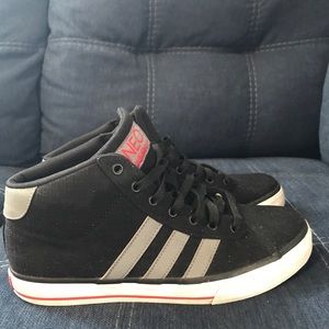 Adidas men’s Neo sneakers size 9